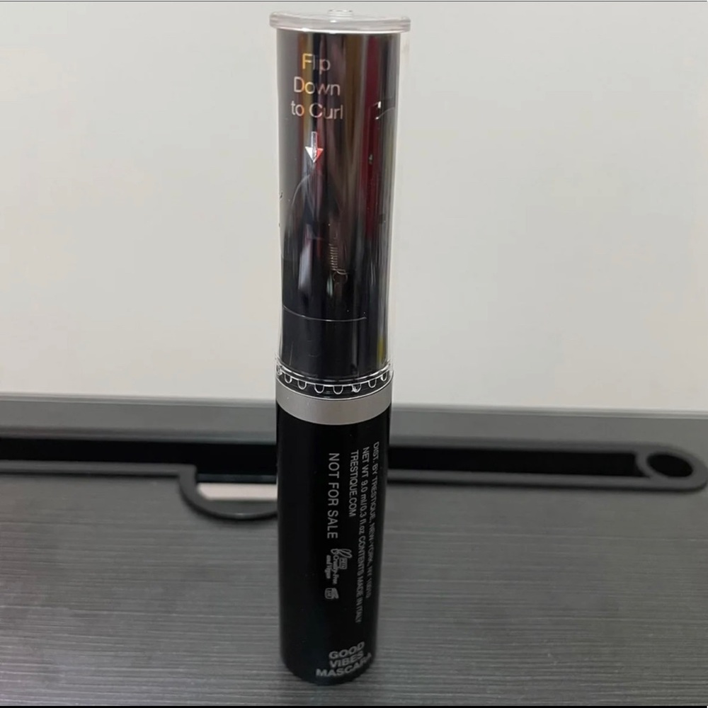 Eye Makeup Bundle - Picture 5 of 6